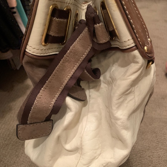 Juicy Couture suede shoulder bag in beige/brown - Picture 5 of 11